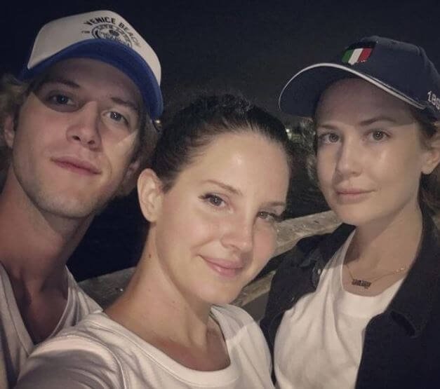 Charlie Hill-Grant with his siblings Lana Del Rey and Caroline Grant.